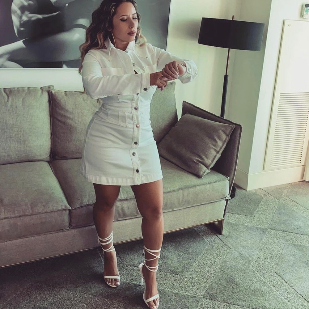 Fitted white denim guess dress